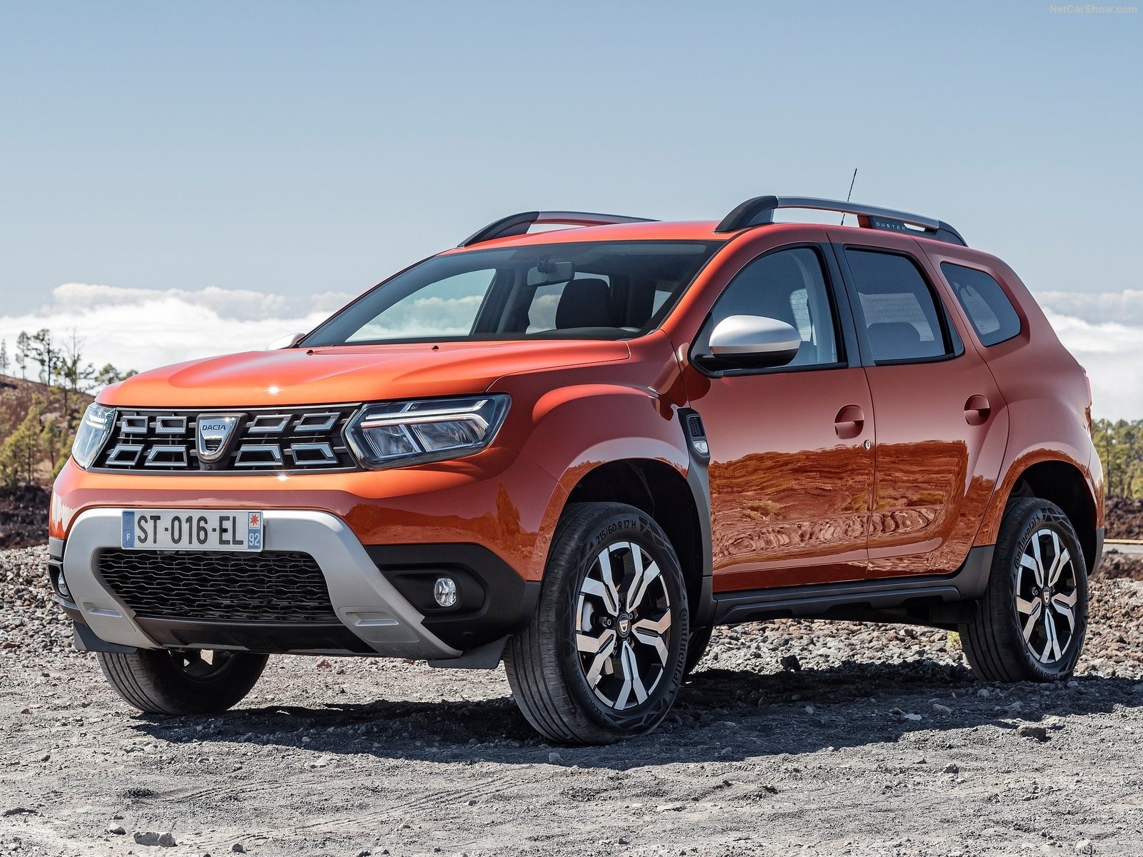 Dacia Duster Gets A Low-Ride Sporty Makeover With CarPoint Yellow Edition